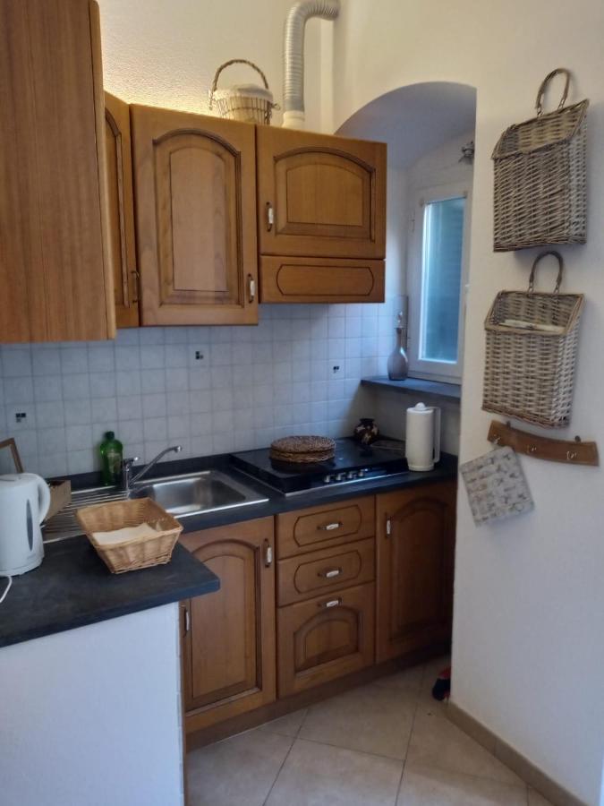Dume Cosy Apt - Central - Near The Beach With A.C. مونتيروسّو ال ماري المظهر الخارجي الصورة